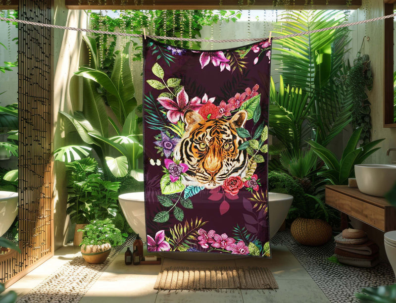 Totem , Tiger Beach Towel, Rouge, Season 3