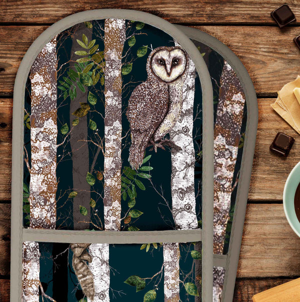 The Forest at Twilight 1, Midnight, Oven Glove, Season 1