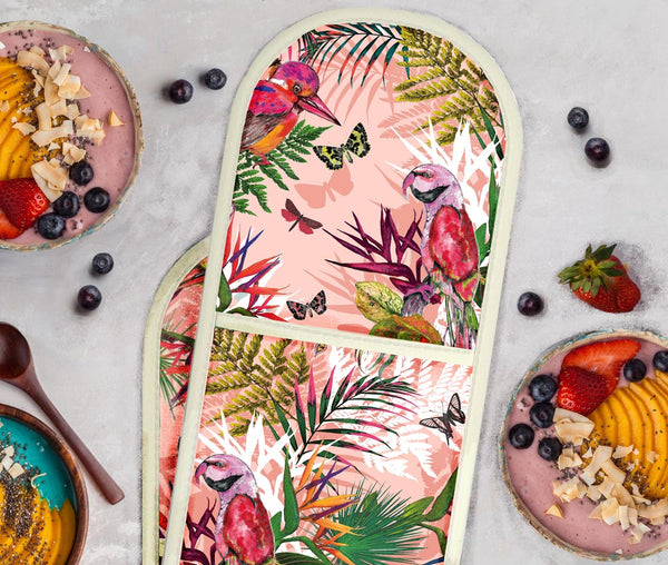 Birds of Paradise, Oven Glove, Blush, Season 1