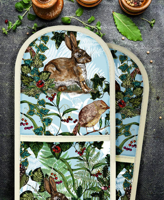 Spring in the Thicket 1, Oven Glove, Season 1