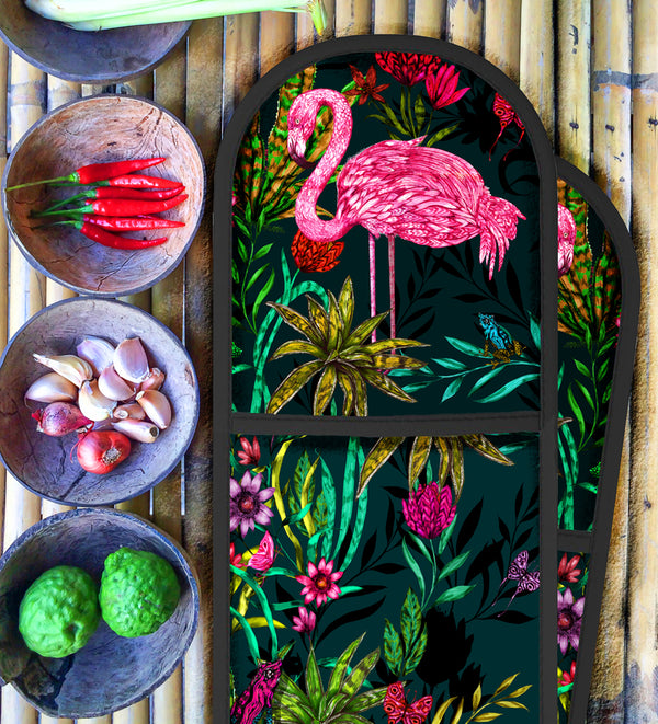 Exotic World, Oven Glove, Midnight, Season 1