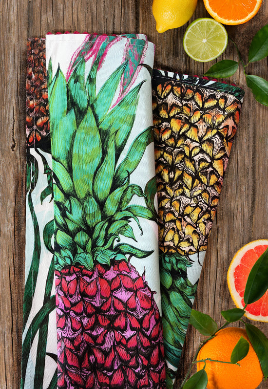 Ignis Anana Tea Towel, Season 1